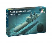 Italeri S.L.C. Maiale 200 Model Kit with Crew