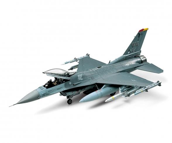 1:48 F-16CJ Fighting Falcon Lockheed Mar 1:48 F-16CJ Fighting Falcon Lockheed Mar