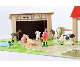 Farm with Accessories