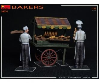 1:35 Figurines - Boulanger avec chariot (2)