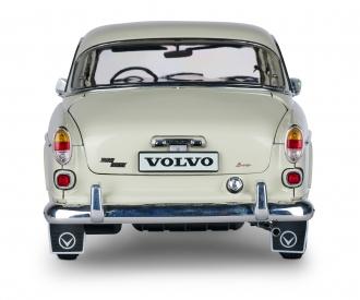 iXO Volvo 122S 1:8 Die-Cast Model Kit