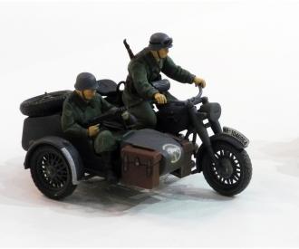 1:48 WWII German Motorcycle & Sidecar, assembly kit