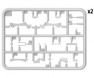 1:35 SLA APC T-54 w/Dozer Blade/Interior