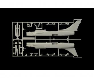 Italeri F-8E Crusader Aircraft Model Kit 1:72