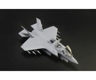 Italeri F-35B Lightning II 1:72 Model Kit