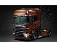 Scania R730 V8 Black Amber 1:24 Model Kit