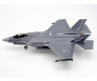 1:48 US F-35A Lightning II