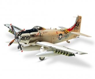 1:48 USN Douglas A1-H Skyraider, aircraft model kit