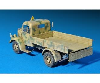 1:35 Camion de transport 1500A 4x4 (5)