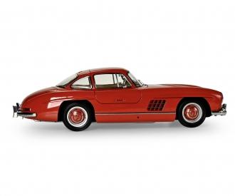 Mercedes 300 SL Model Car 1:8 Red Replica