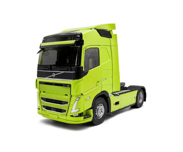 Volvo FH Globetrotter XL, camion en métal moulé, 1:24
