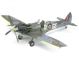 1:32 Supermarine Spitfire Mk.XVIe, model kit