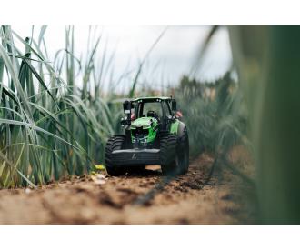 1:16 Deutz-Fahr Tractor 8280 TTV, RC tractor