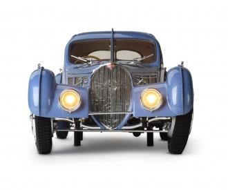 iXO Premium Collectables Bugatti 57 SC Model Car