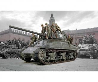 Italeri M4A1 Sherman with U.S. Infantry Kit