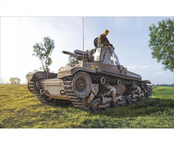 Italeri Panzerkampfwagen 35(t) Model Kit 1:72
