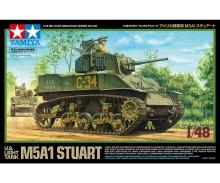 1:48 US M5A1 Stuart Light Tank, plastic model kit