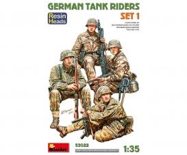 MiniArt 1:35 Ger. Sitting Tank Crew Model Kit