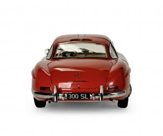 Mercedes 300 SL Model Car 1:8 Red Replica