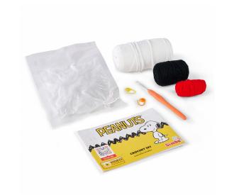 Peanuts Snoopy Crochet Set