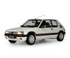 1:8 IXO Peugeot 205 GTI Weiß