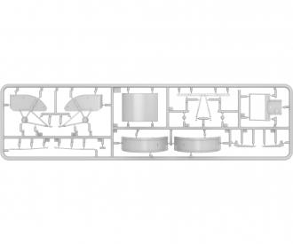 1:35 Deutscher Traktor D8506 mit Anhänger (1)