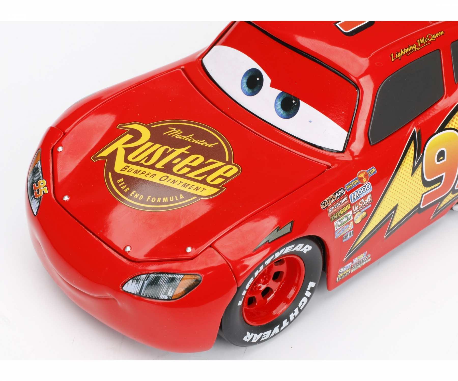 ディズニー　JADA TOYS 　 Lightning McQueen Jadatoys 1:24 Lightning McQueen #95 Disney Movie Cars red