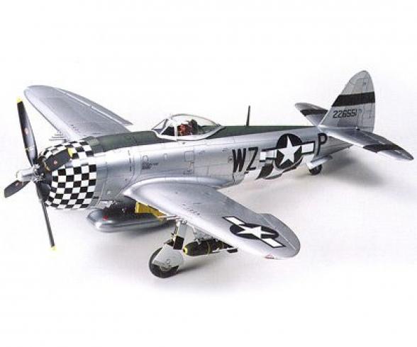 1:48 Republic P-47D Thunderbolt, plastic model kit