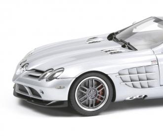 1:24 Mercedes Benz SLR722 McLaren 2006, model kit