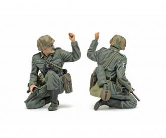 1:35 German Infantry 1943-45, figure assembly kit