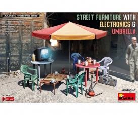 1:35 Street Furniture w/Electronics