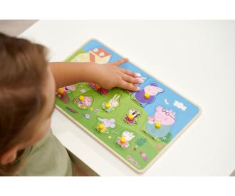 Peppa Pig PinPuzzle en bois 13 pièces