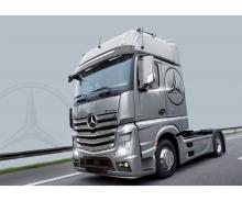 Mercedes Benz Actros MP4 Gigaspace Model Kit