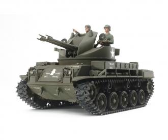 1:35 US M42 Duster, plastic model kit, 3 figures