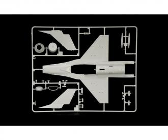 Italeri F-16A Fighting Falcon Model Kit 1:48