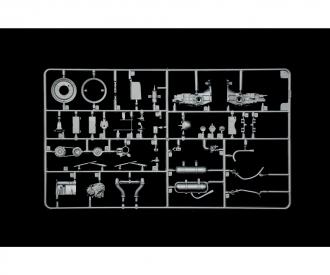 Fiat 500F 1968 Model Kit 1:12 with Opening Parts