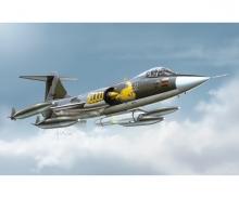 Italeri F-104 G Recce Aircraft Model Kit 1:72