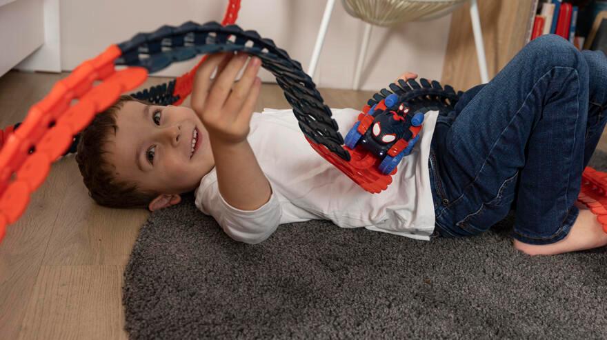 SMOBY Spidey Seau MM Garni Arrosoir : l'excellence de la fabrication française durable SMOBY Spidey Seau MM Garni Arrosoir : l'excellence de la fabrication française durable