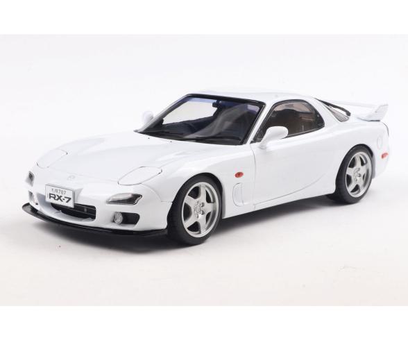 1:18 Mazda RX7 FD3RS schneeweiß