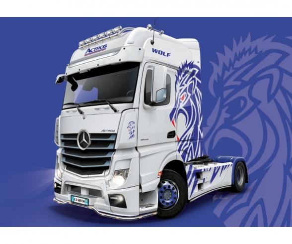 Italeri M-B Actros MP4 Show GigaSpace 1:24