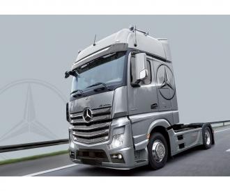 Mercedes Benz Actros MP4 Gigaspace Model Kit