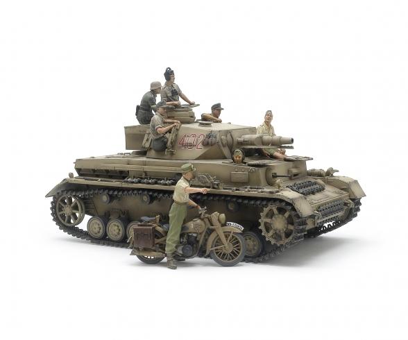 1:35 Dt. PzKpfw.IV Ausf.F m. Krad DAK 1:35 Dt. PzKpfw.IV Ausf.F m. Krad DAK