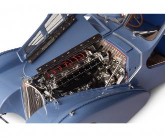 iXO Premium Collectables Bugatti 57 SC Model Car