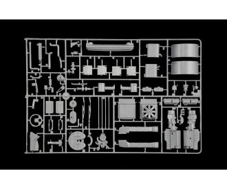 Italeri Renault AE500 Magnum Truck Kit 1:24