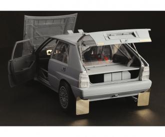 Lancia Delta HF Integrale 16V Model Kit 1:12
