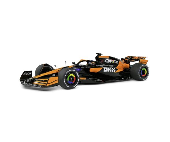 1:18 McLaren F1 Team MCL38 E.Piastri