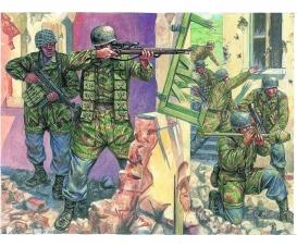 Italeri 1:72 2nd WW German Paratroopers Kit