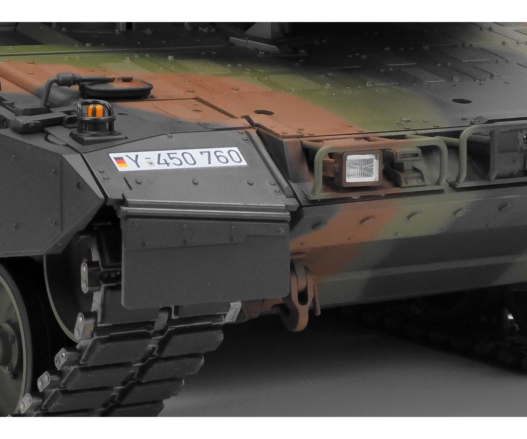 LEOPARD 2 A7V ラジオコントロールタンク 1/16スケール LEOPARD2 A7V] TAMIYA / 1/16RC German Federal Army Main