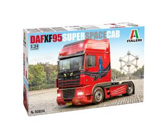 1:24 DAF XF 95 "Super Space Cab"