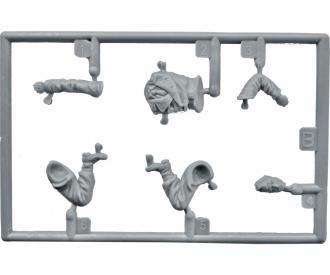 1:35 Fig. équipage allemand au repos (6)